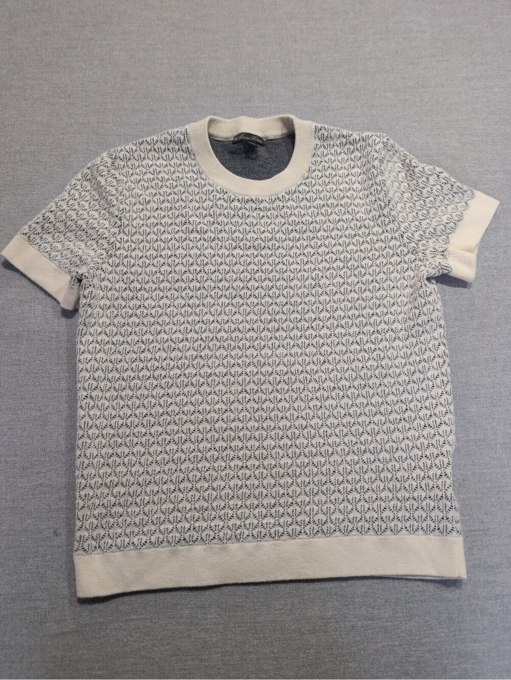 Brooks Brothers patterned short sleeve knit top